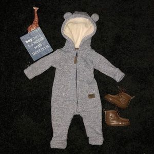Cozy baby jumper outfit